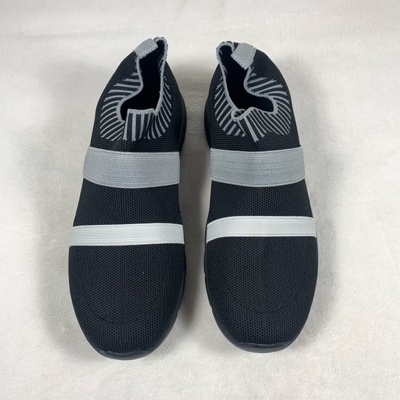 Spenco Women's Size 7W Karma Stretch Floral Sneaker - Picture 4 of 12